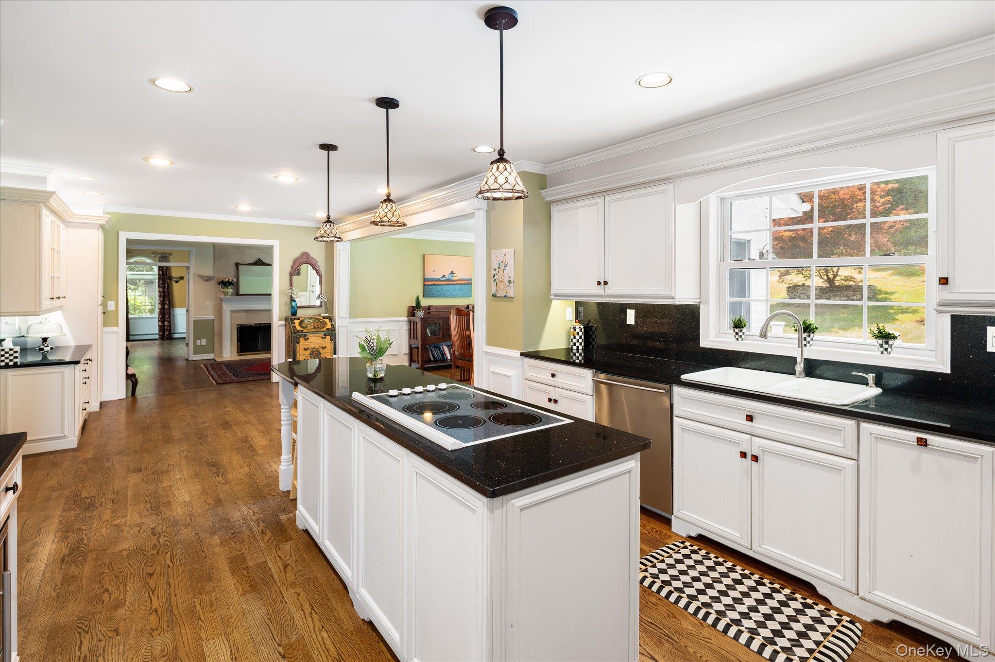 10 Adams Farm Road Katonah, NY 10536 - Photo 12 of 43