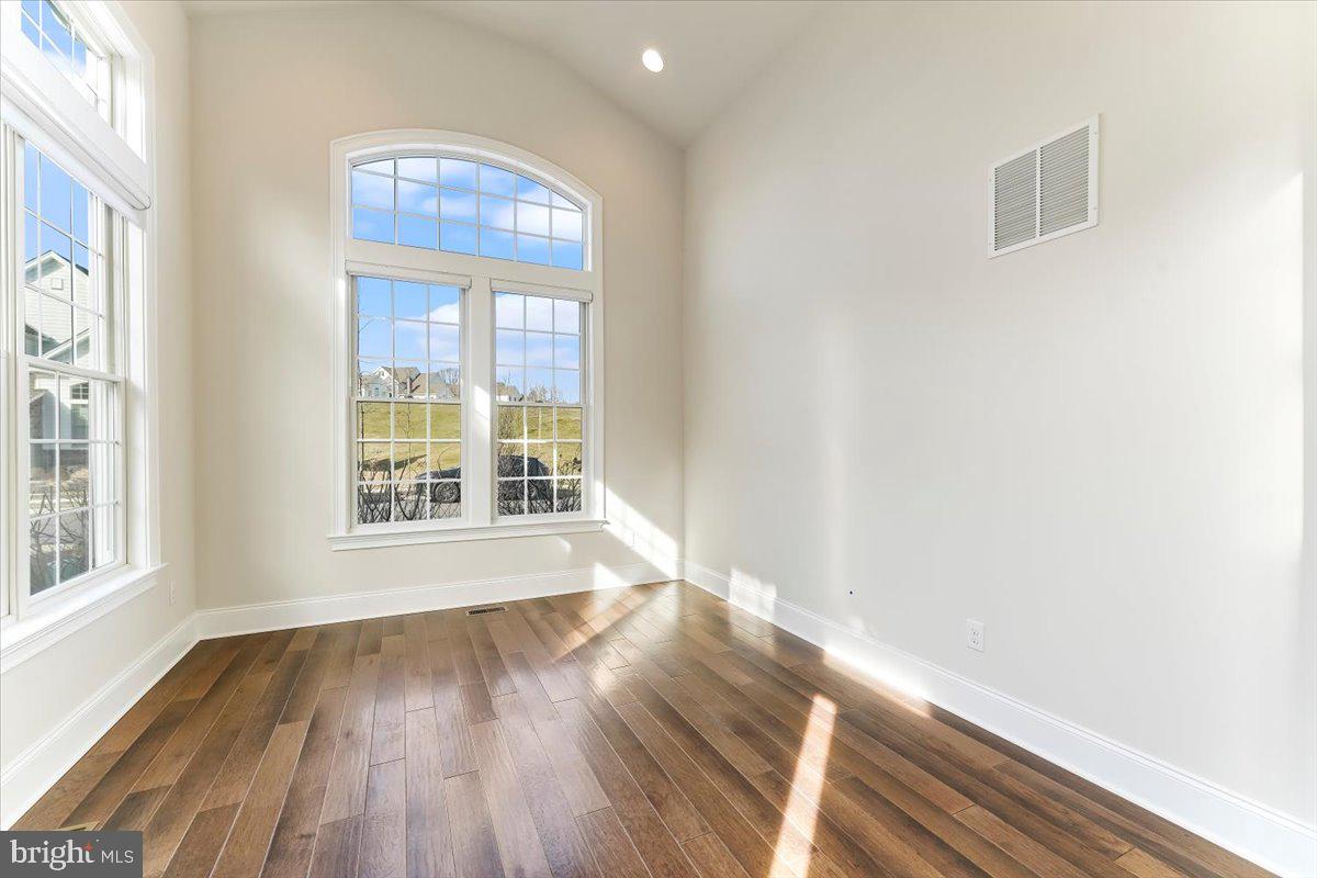 3806 Meadow View Farm Road Newtown Square, PA 19073 - Photo 7 of 67 Gallery Image 7