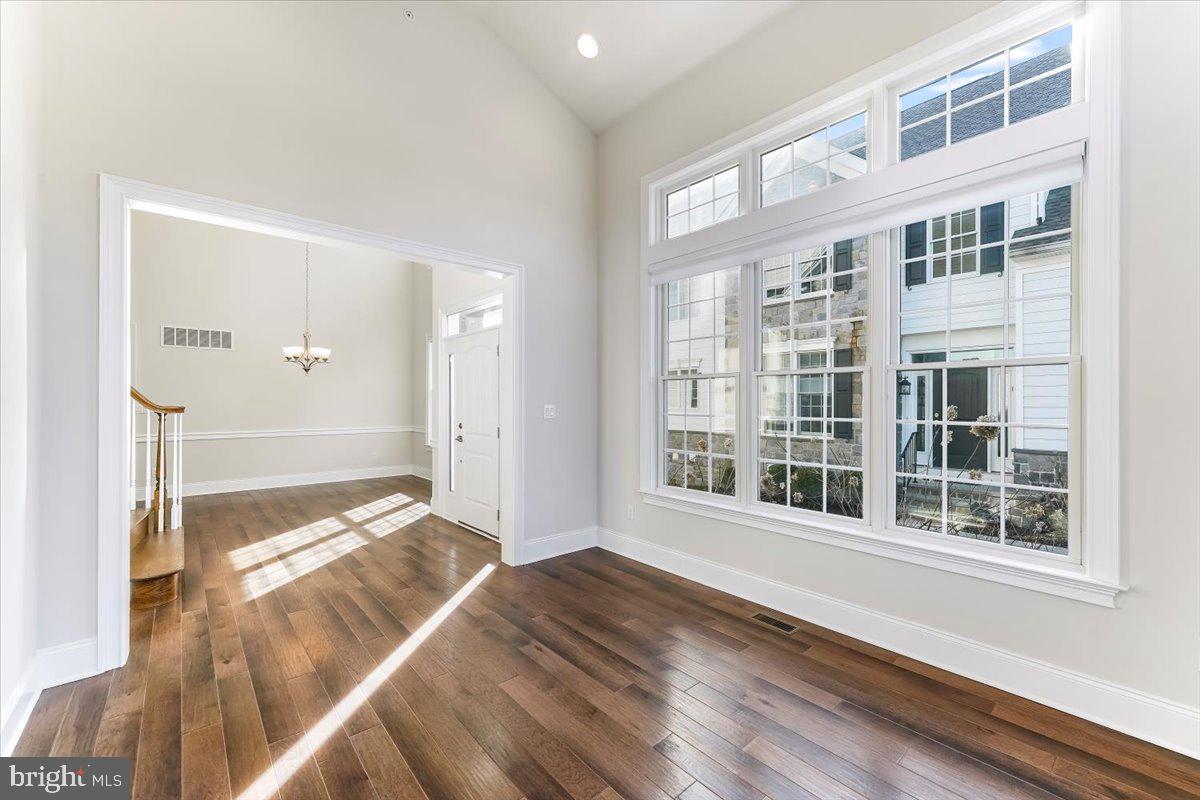 3806 Meadow View Farm Road Newtown Square, PA 19073 - Photo 8 of 67 Gallery Image 8