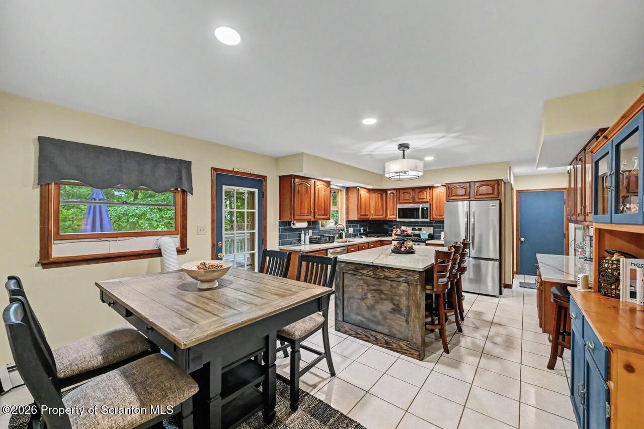 117 Ridgeview Drive Scranton, PA 18504 - Photo 13 of 85 Kitchen