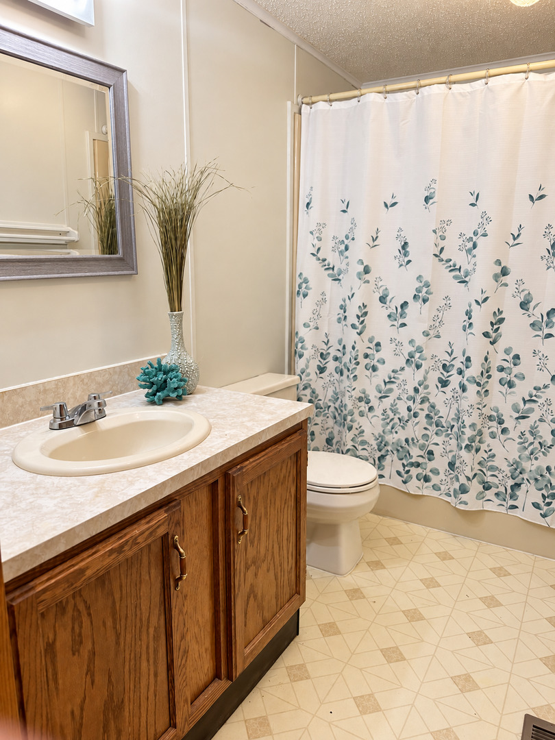 22734 South Ravisloe Lane Frankfort, IL 60423 - Photo 15 of 29 Gallery Image 15