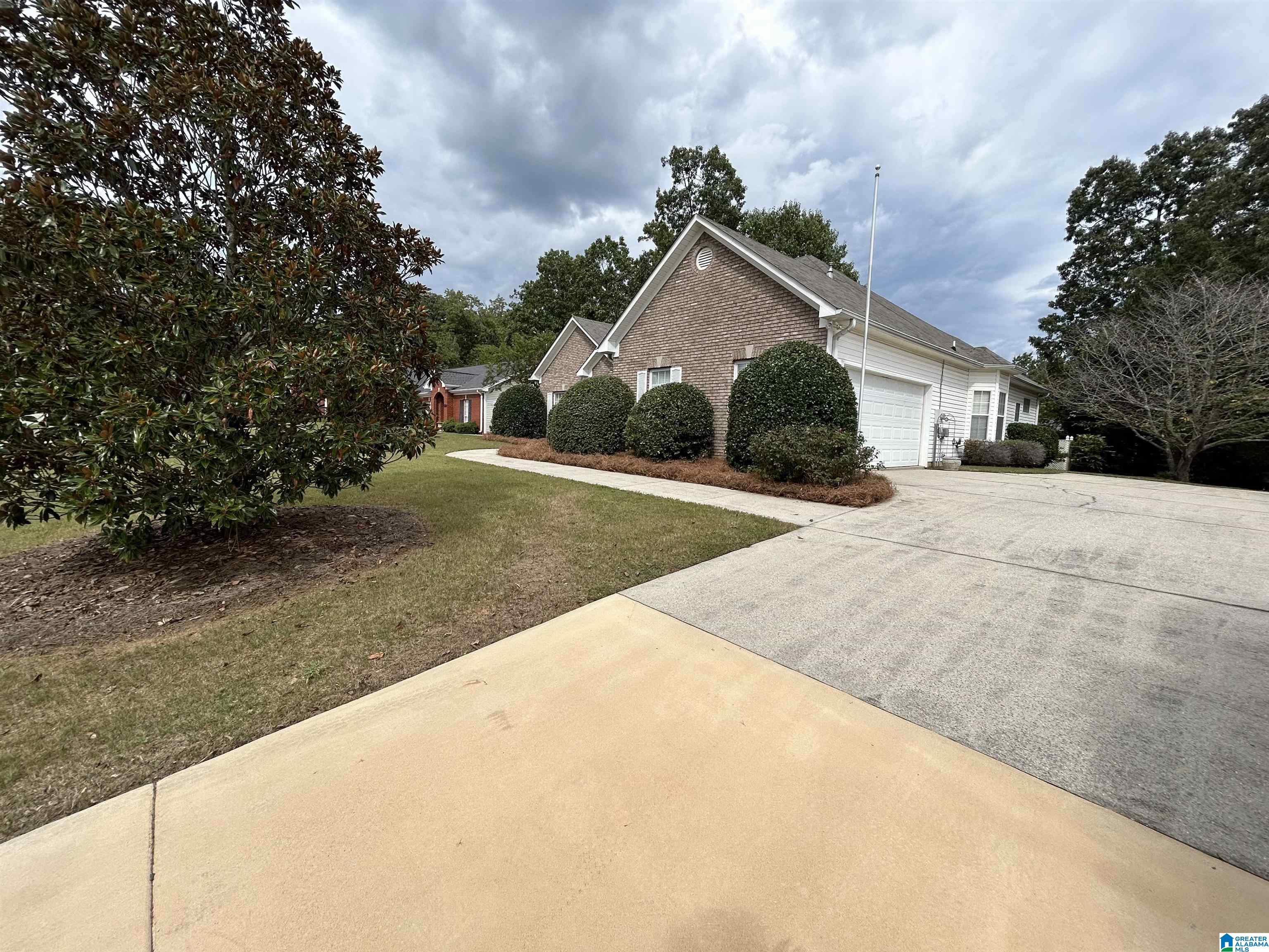 6917 Rowan Springs Circle Leeds, AL 35094 - Photo 15 of 16