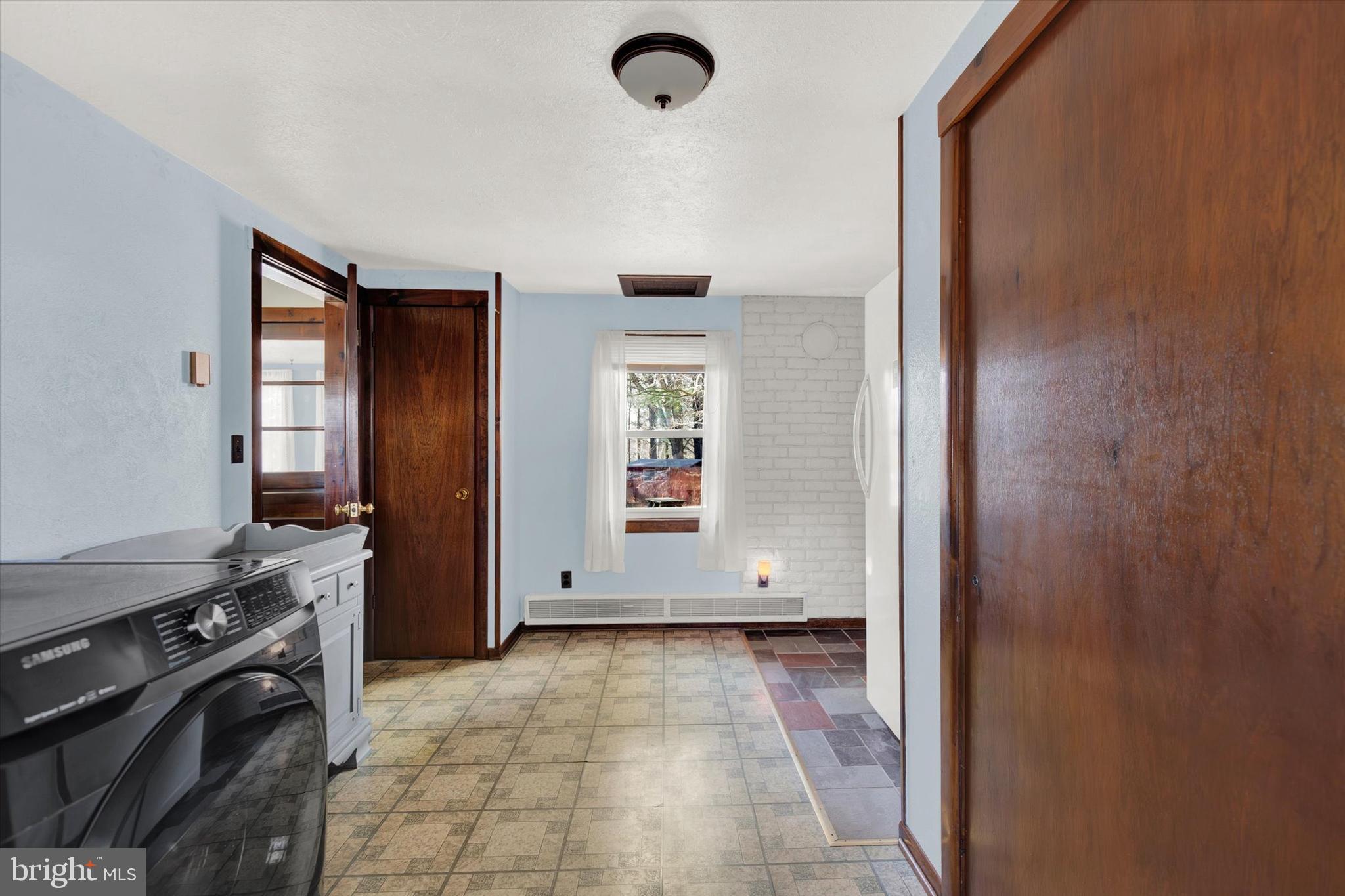 220 Highfield Road Airville, PA 17302 - Photo 9 of 28 Gallery Image 9