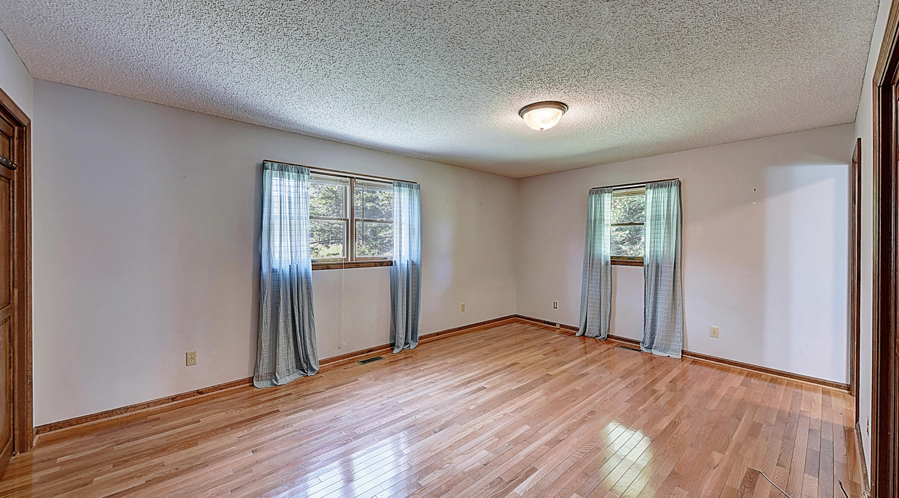 160 Bill Bennett Road Johnson City, TN 37604 - Photo 18 of 39 Master Bedroom