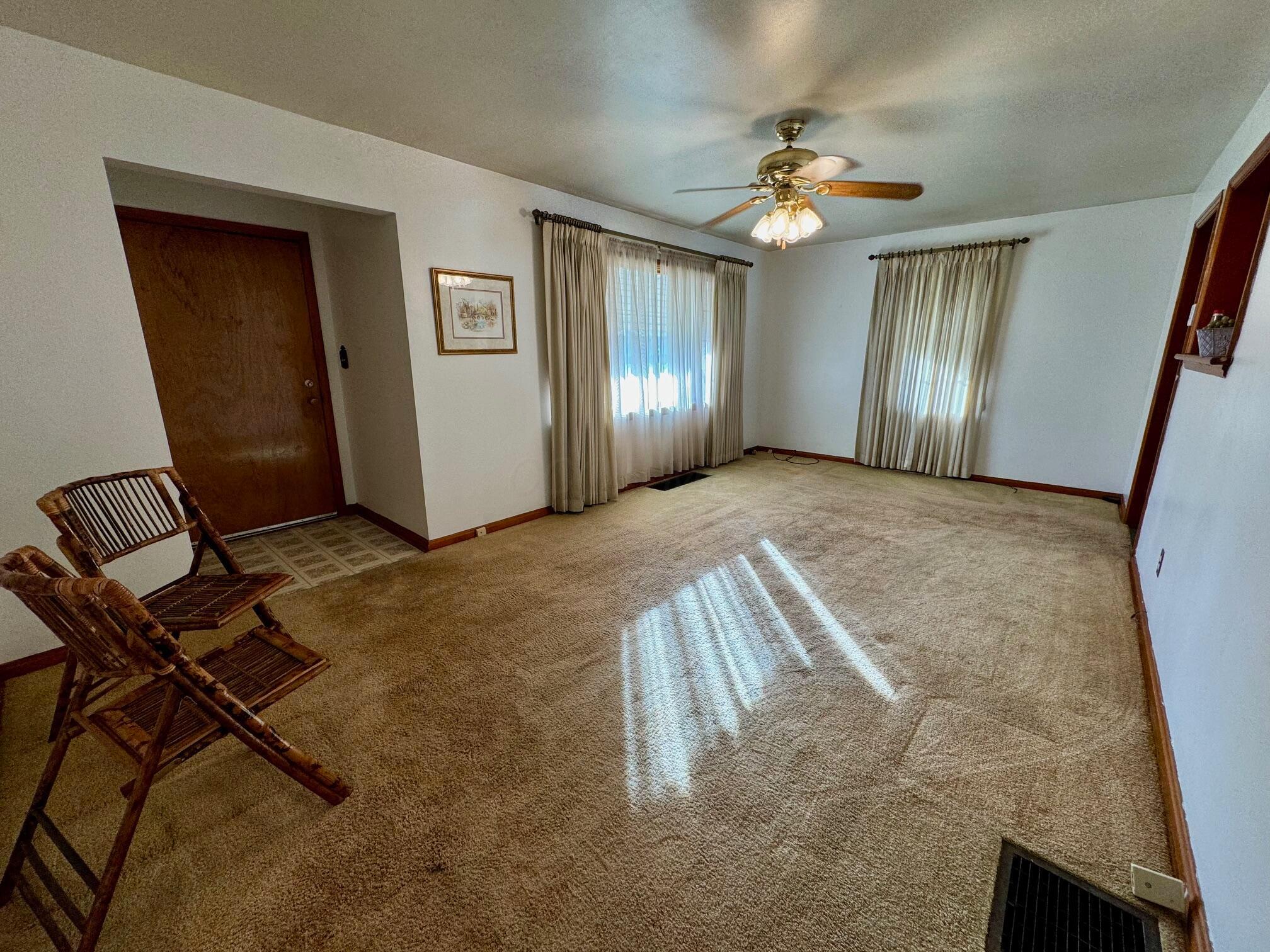 1902 Rutland Avenue Springfield, OH 45505 - Photo 5 of 23 12