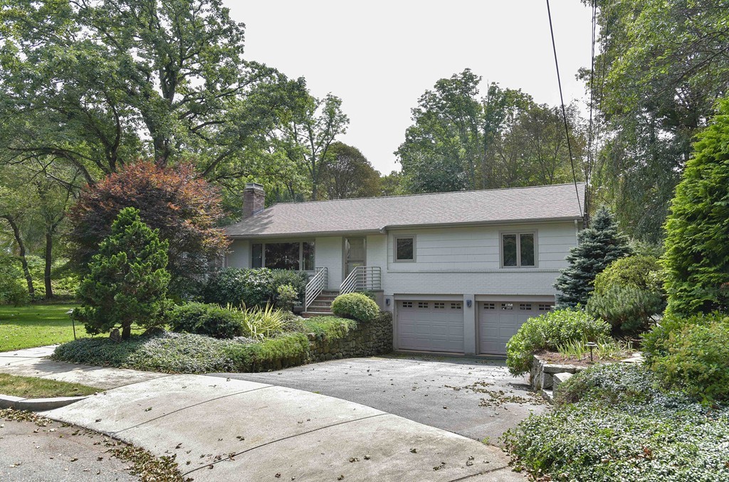 40 Silver Birch Road Newton, MA 02468 - Photo 1 of 28
