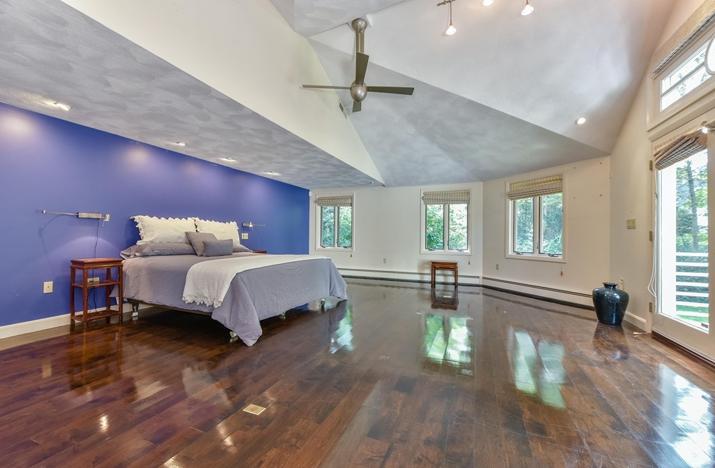 40 Silver Birch Road Newton, MA 02468 - Photo 16 of 28