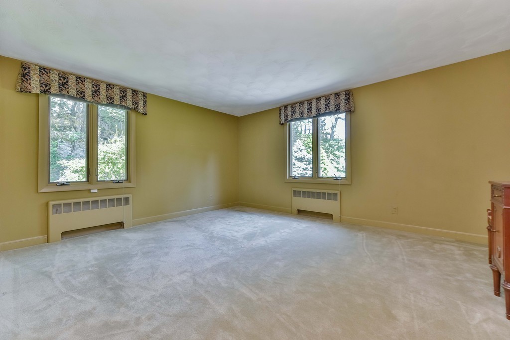 40 Silver Birch Road Newton, MA 02468 - Photo 21 of 28