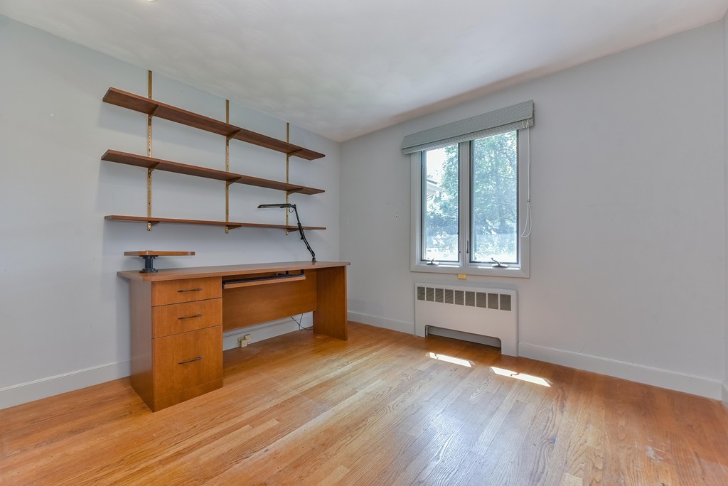 40 Silver Birch Road Newton, MA 02468 - Photo 23 of 28