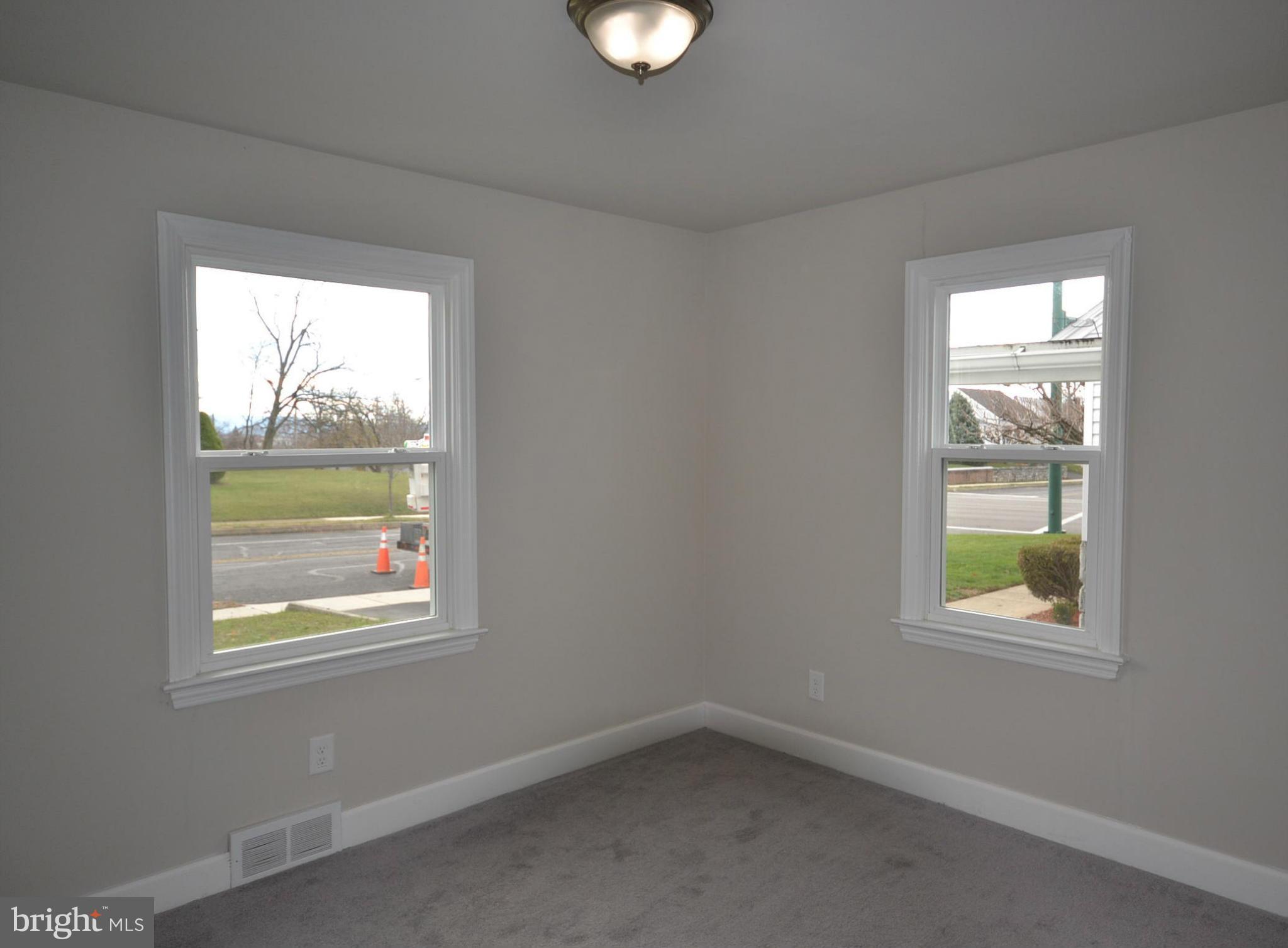 129 Devonshire Road Hagerstown, MD 21740 - Photo 8 of 17 Bedroom