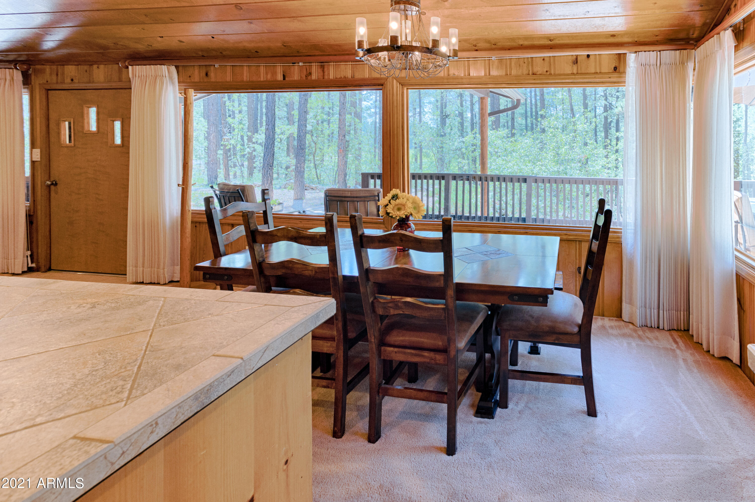 3057 Red Robin Road Pinetop, AZ 85935 - Photo 11 of 34 AP1A1040_HDR