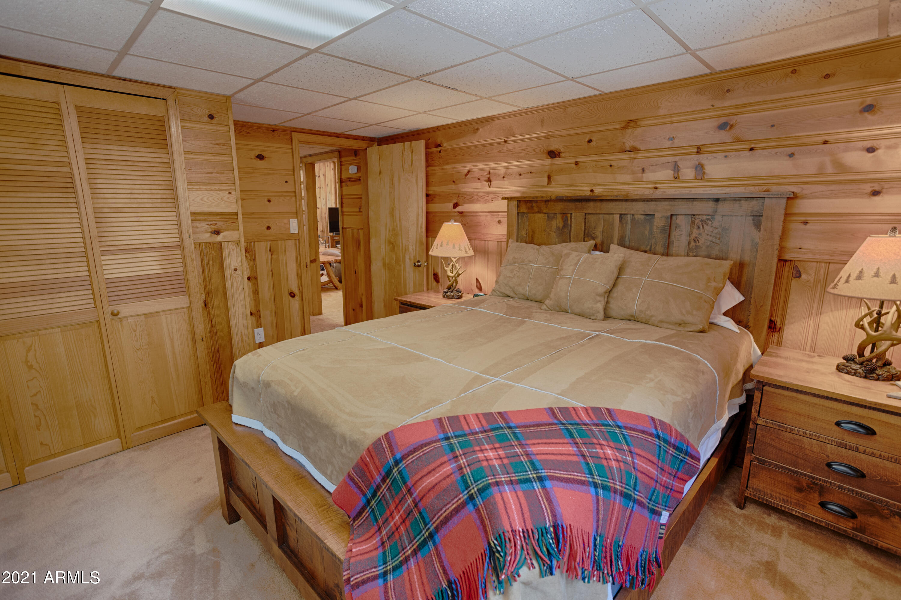 3057 Red Robin Road Pinetop, AZ 85935 - Photo 17 of 34 AP1A1019_HDR