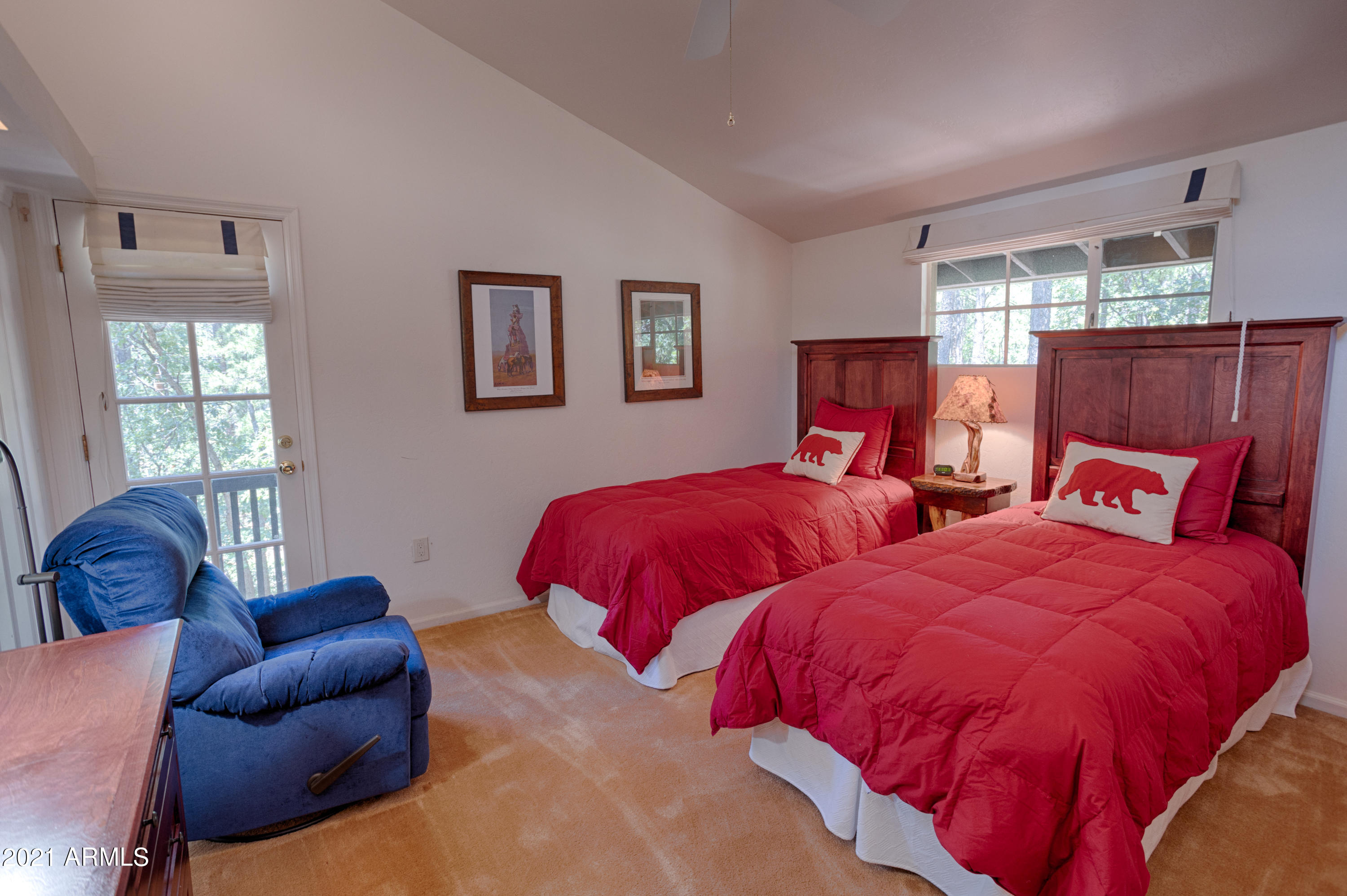 3057 Red Robin Road Pinetop, AZ 85935 - Photo 20 of 34 AP1A0983_HDR