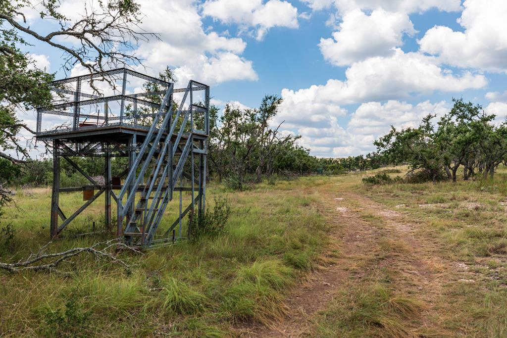 194 Kidwell Road, Unit 2 3 London, TX 76854 - Photo 37 of 41 Gallery Image 37