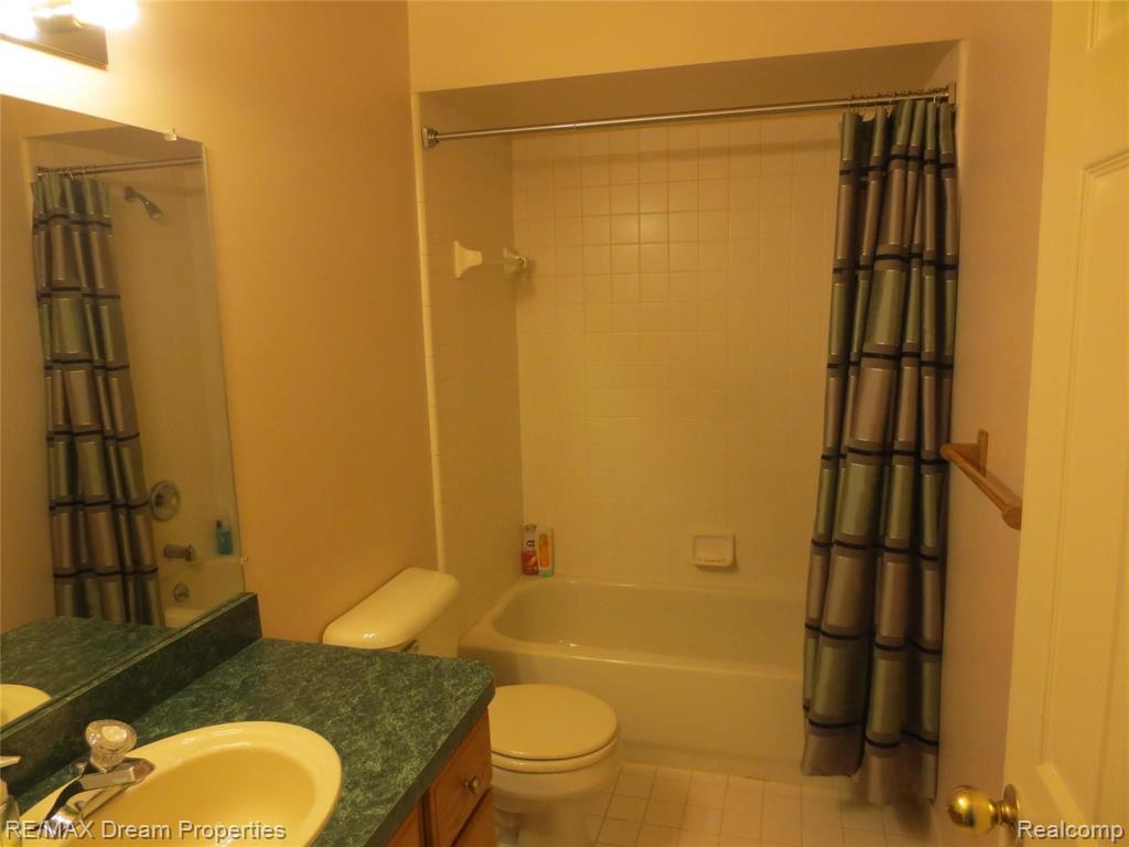 6897 Fox Path Canton, MI 48187 - Photo 25 of 31