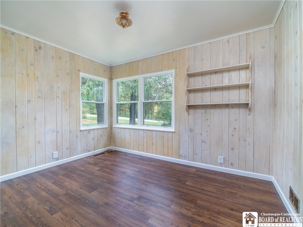 1649 Manchester Road Kiantone, NY 14701 - Photo 9 of 33