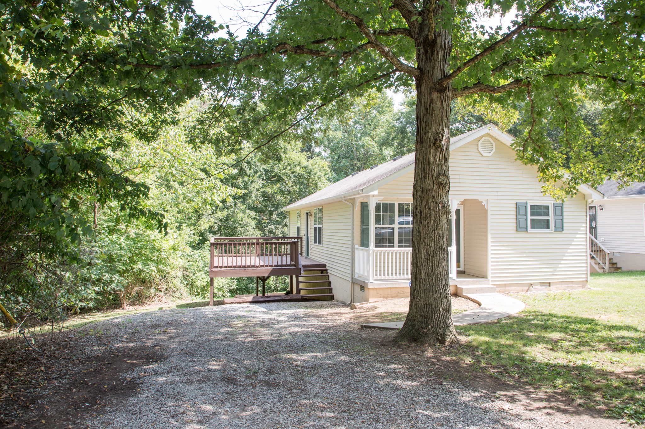 300 Durrett Street Springfield, TN 37172 - Photo 2 of 19 Gallery Image 2