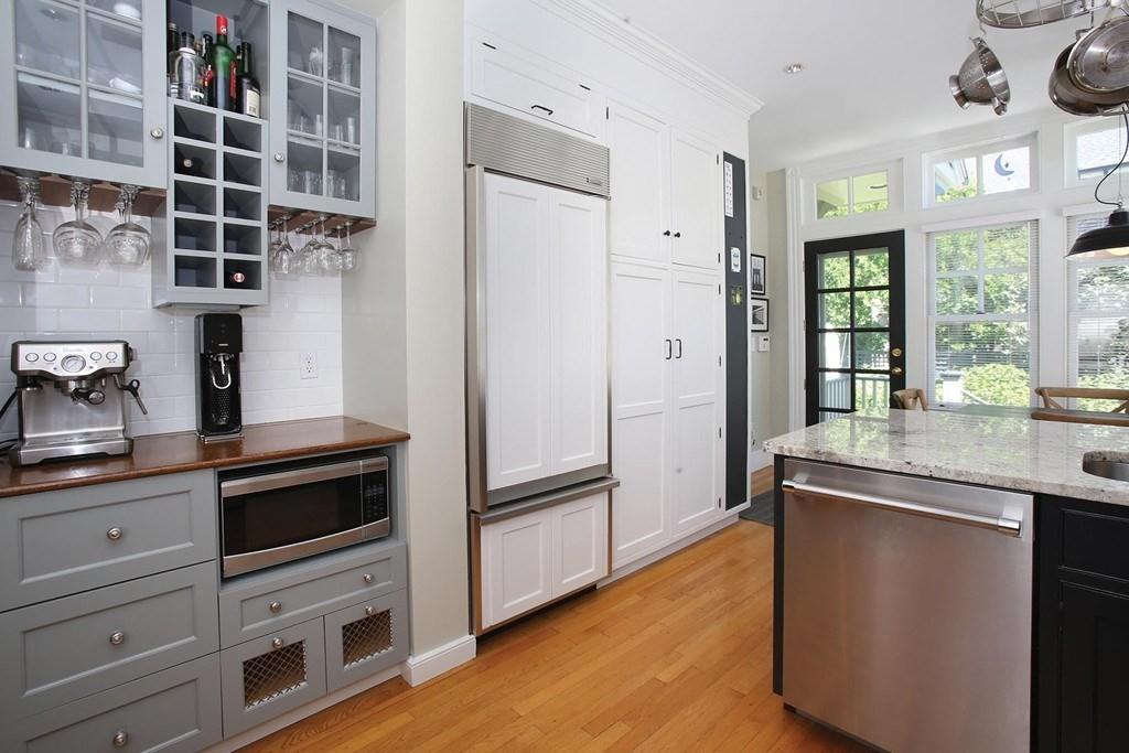 49 Thorndike Street Brookline, MA 02446 - Photo 10 of 20