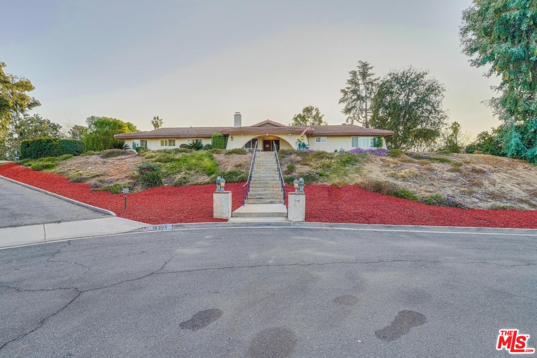 16305 Sunset Trail Riverside, CA 92506 - Photo 2 of 21