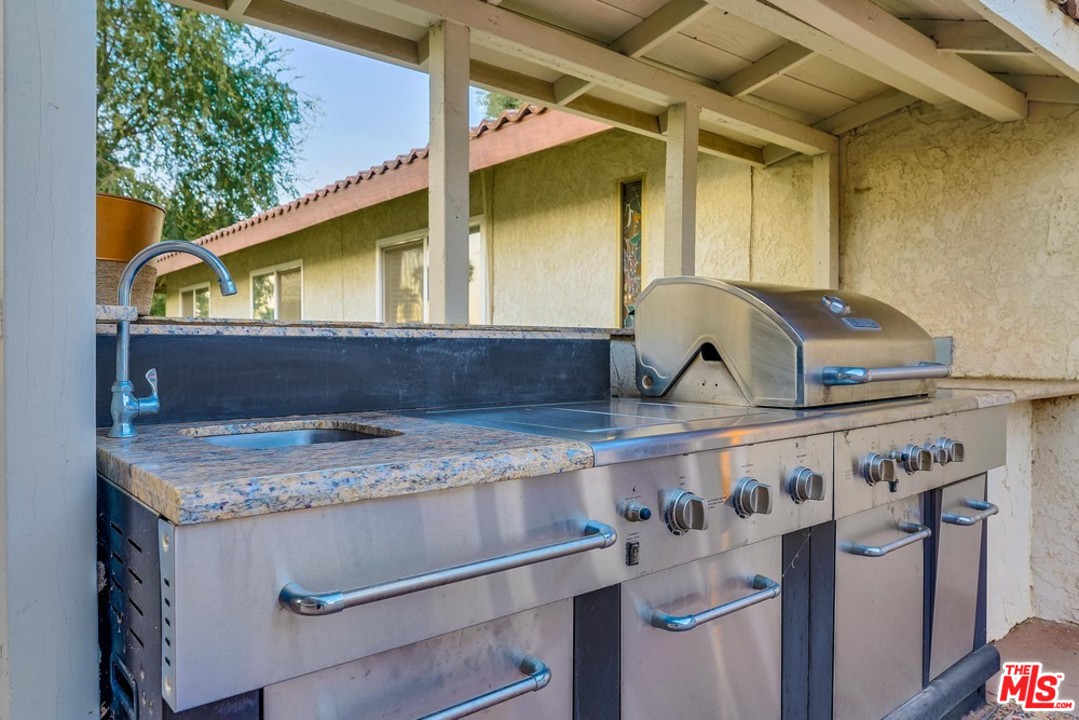 16305 Sunset Trail Riverside, CA 92506 - Photo 14 of 21