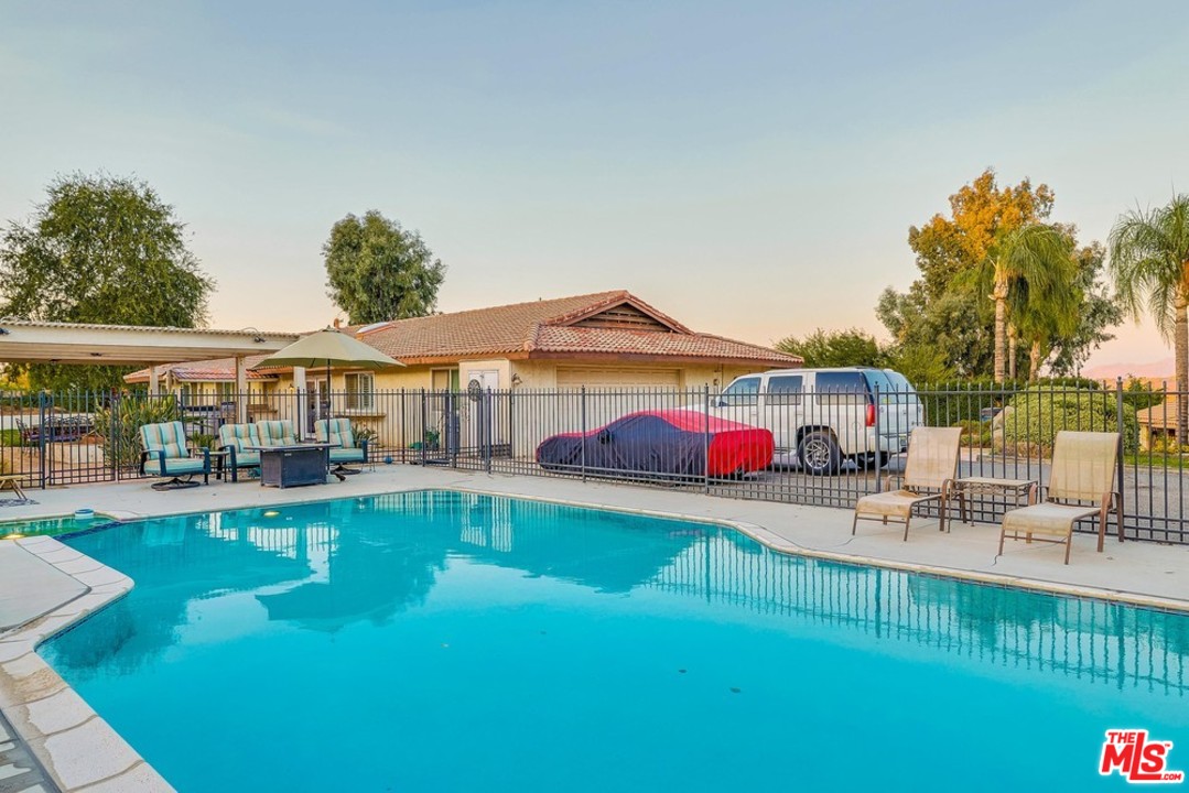 16305 Sunset Trail Riverside, CA 92506 - Photo 16 of 21