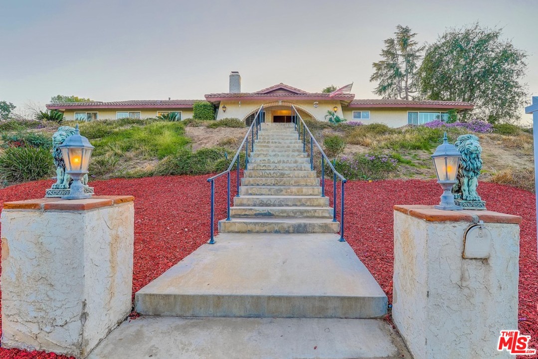 16305 Sunset Trail Riverside, CA 92506 - Photo 3 of 21