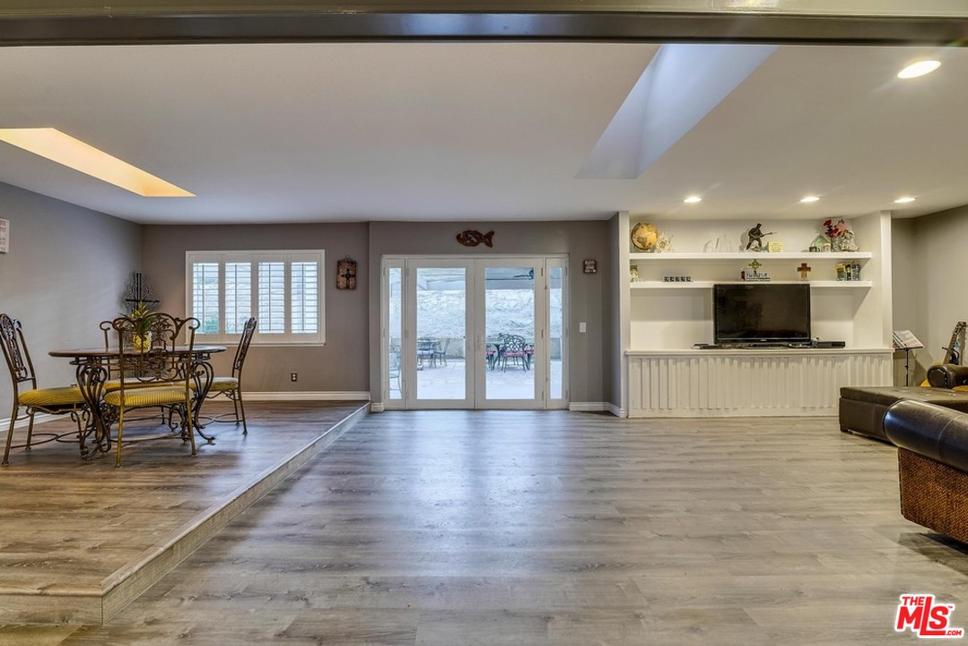 16305 Sunset Trail Riverside, CA 92506 - Photo 6 of 21