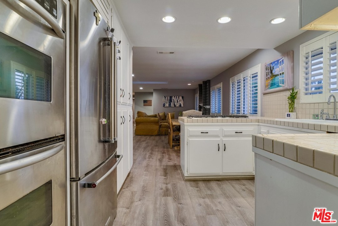16305 Sunset Trail Riverside, CA 92506 - Photo 10 of 21