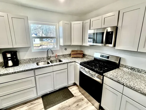 $219,000 | 2048 Center Street, Muskegon, MI 49442