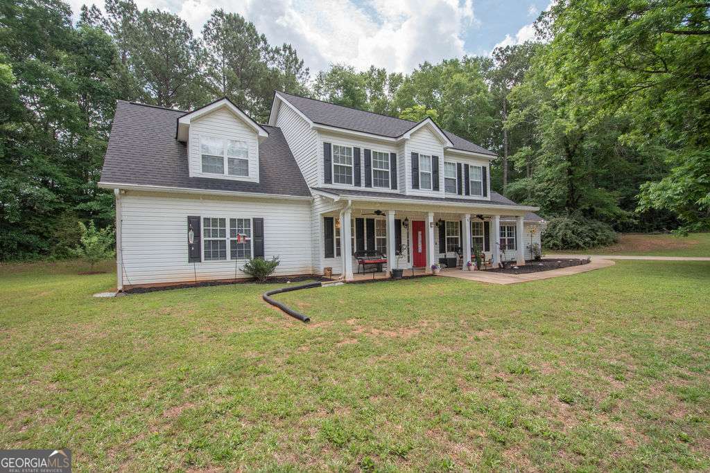 67 Roger Arnold Road Grantville, GA 30220 - Photo 4 of 36