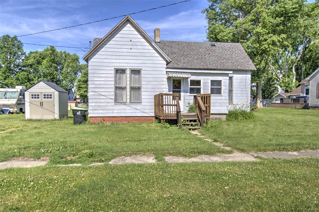217 South Locust Street Maroa, IL 61756 - Photo 1 of 20