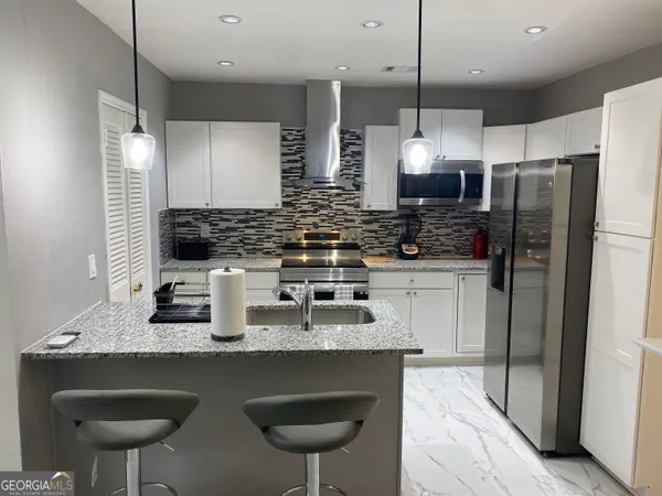 $1,200 | 825 South Forest Lake Drive, Unit 2, Macon, GA 31210