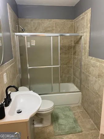 $1,200 | 825 South Forest Lake Drive, Unit 2, Macon, GA 31210