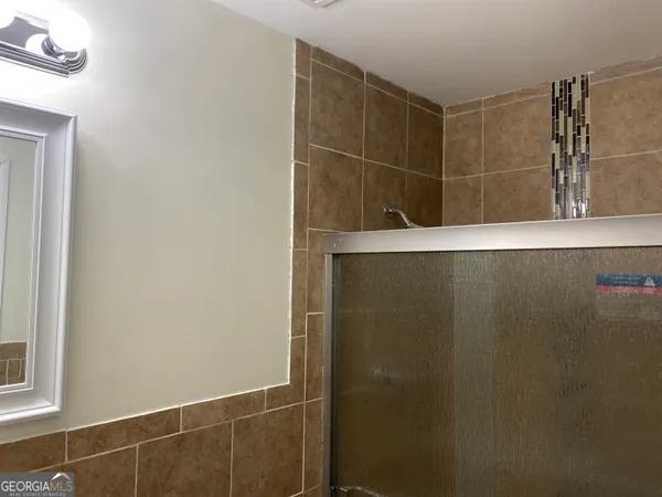 $1,200 | 825 South Forest Lake Drive, Unit 2, Macon, GA 31210