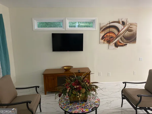 $1,200 | 825 South Forest Lake Drive, Unit 2, Macon, GA 31210