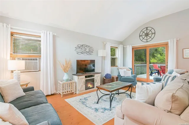 $15,000 | 530 Stillwater Avenue, Cutchogue, NY 11935