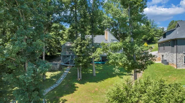 $1,565,000 | 428 Anchor Drive, Moneta, VA 24121