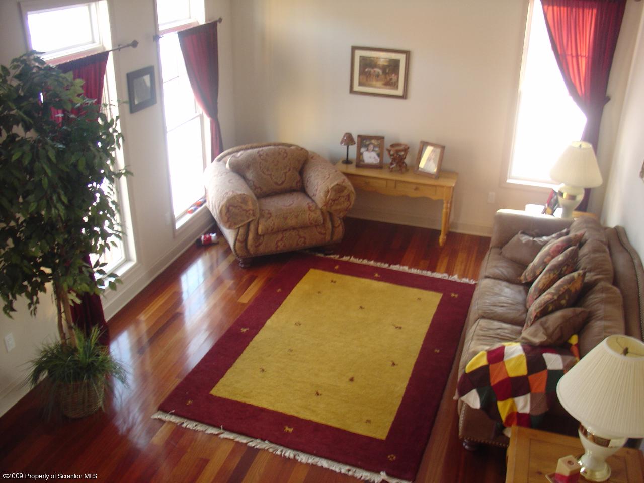 830 Saddle Loop Road Clarks Summit, PA 18411 - Photo 4 of 12 Gallery Image 4