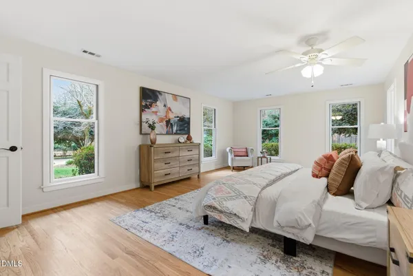 $925,000 | 3201 Fieldview Court, Raleigh, NC 27607