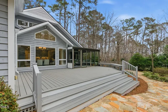 $975,000 | 3201 Fieldview Court, Raleigh, NC 27607