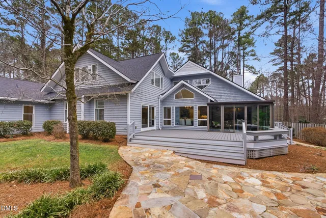 $975,000 | 3201 Fieldview Court, Raleigh, NC 27607