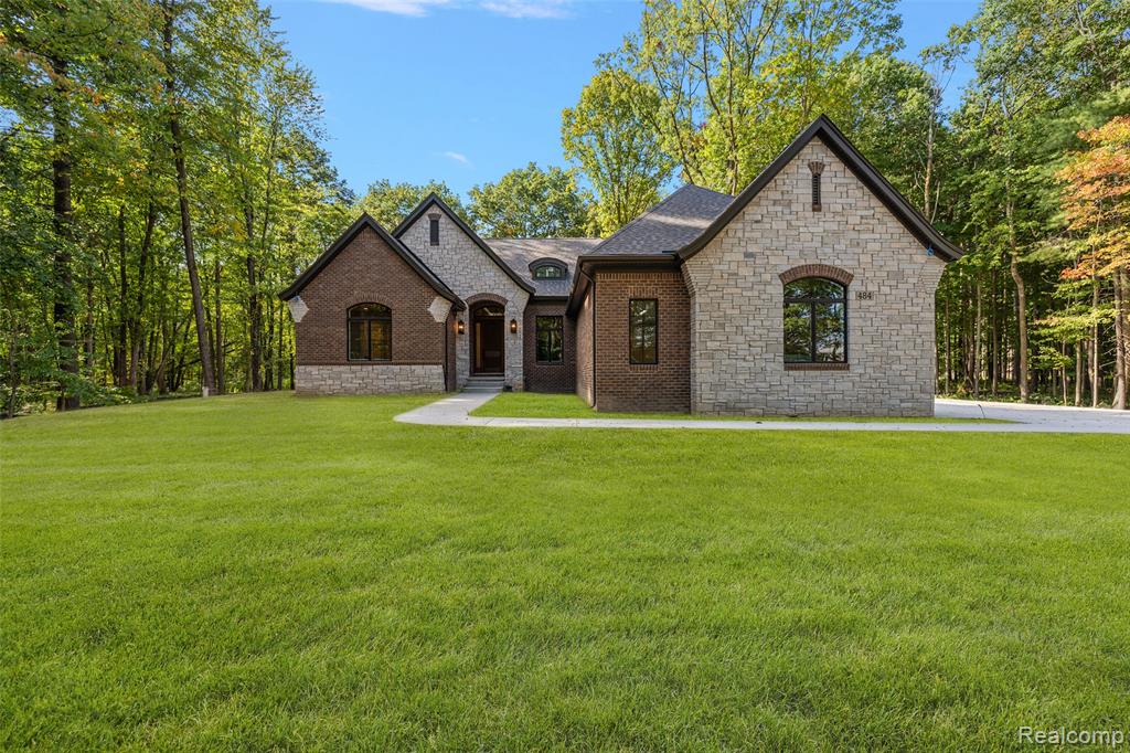 4647 Applewood Court Rochester, MI 48306 - Photo 1 of 22