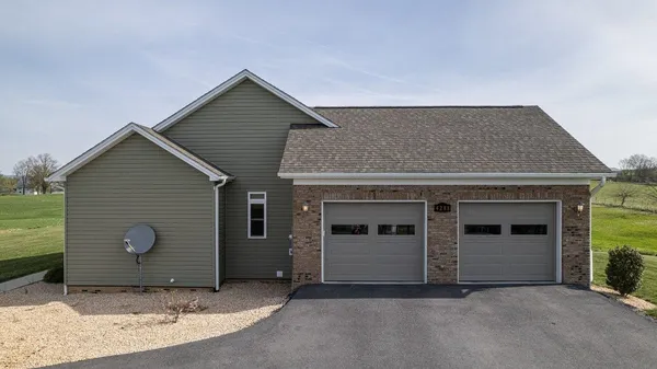 $749,900 | 4288 Zion Church Road, Broadway, VA 22815