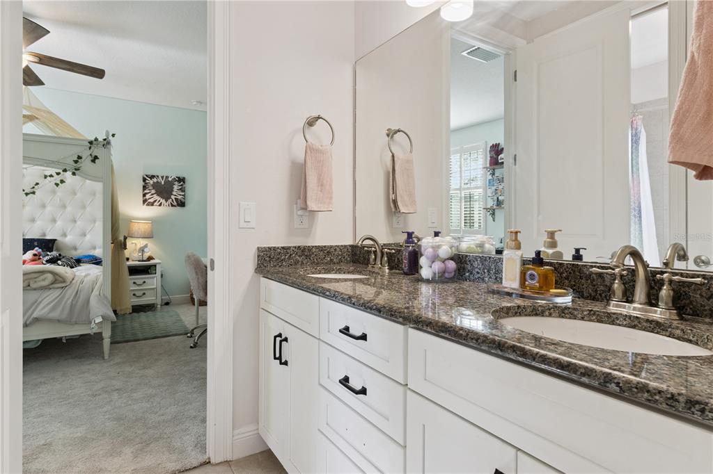20109 Pond Spring Way Tampa, FL 33647 - Photo 38 of 51 Gallery Image 38