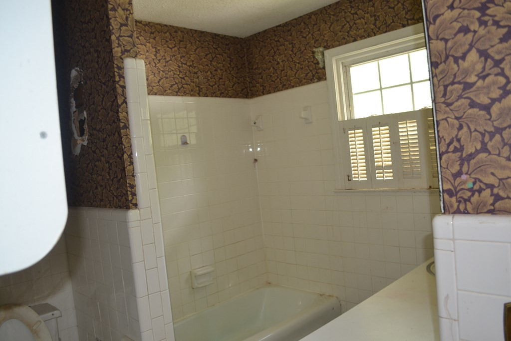 253A State Rd S-28-859 Camden, SC 29020 - Photo 13 of 60 Gallery Image 13