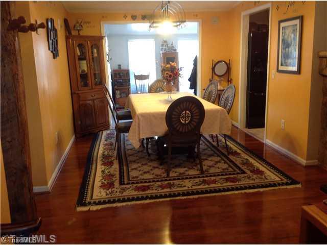 1217 Giles Road Lexington, NC 27295 - Photo 2 of 17 Dining Room.