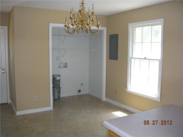 3379 Marthas Chapel Road Cunningham, TN 37052 - Photo 6 of 11