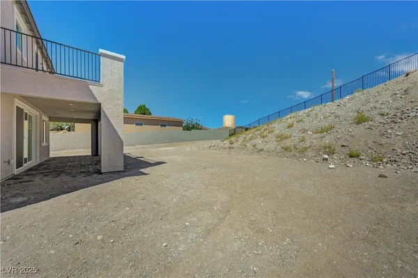 $964,356 | 394 Arizona Street, Boulder City, NV 89005