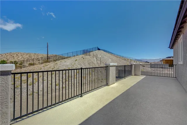 $950,990 | 394 Arizona Street, Boulder City, NV 89005