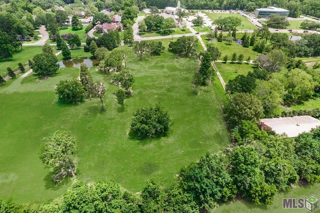 $495,000 | 10344 Highland Road, Baton Rouge, LA 70810
